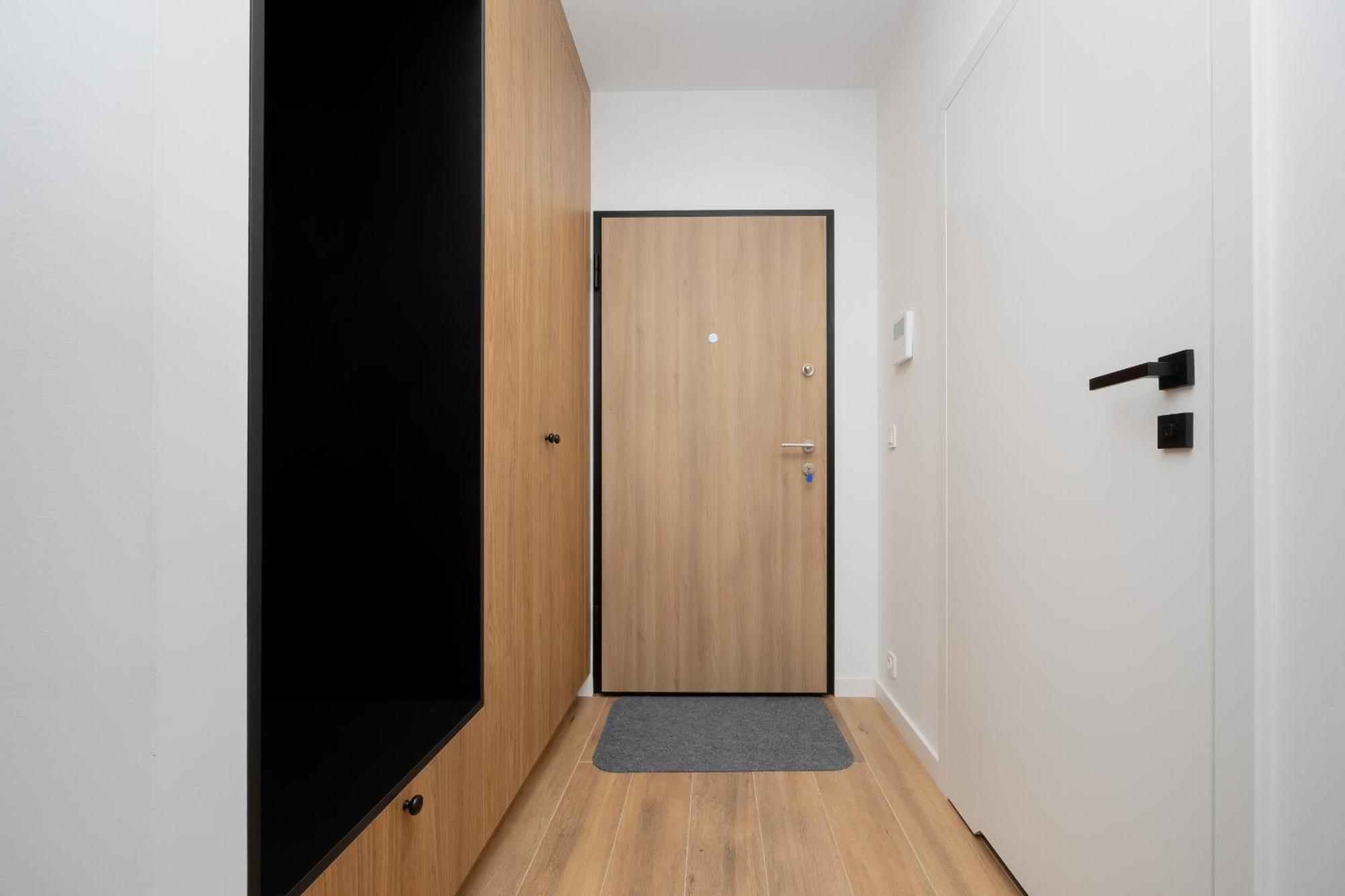 Nowoczesny Workspace Solipska Z Parkingiem By Renters *