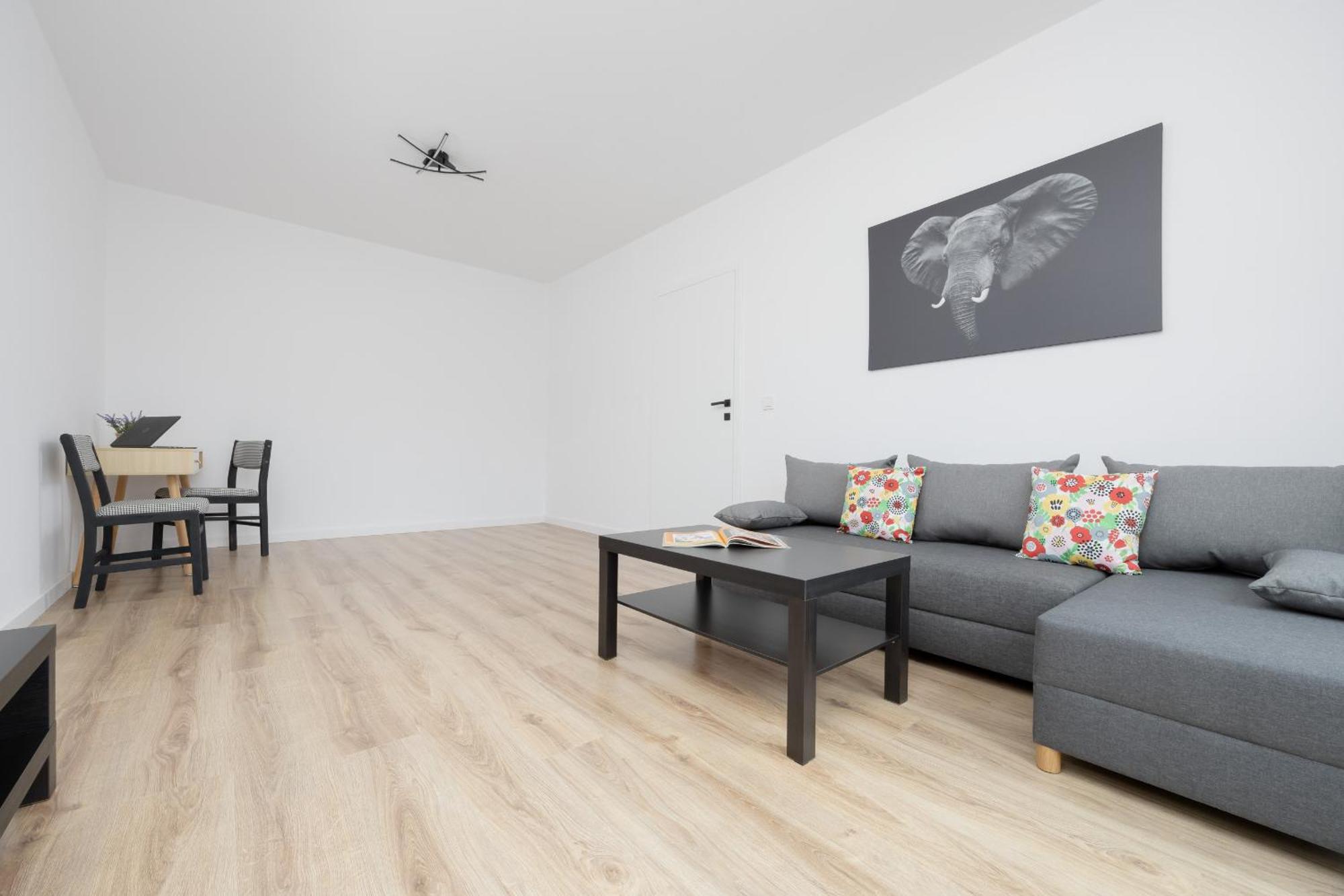 Nowoczesny Workspace Solipska Z Parkingiem By Renters * Warsaw